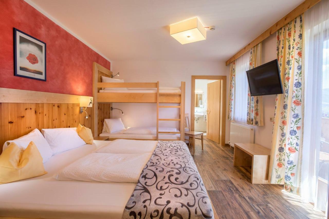 Panoramahotel Burgeck Krimml Cameră foto